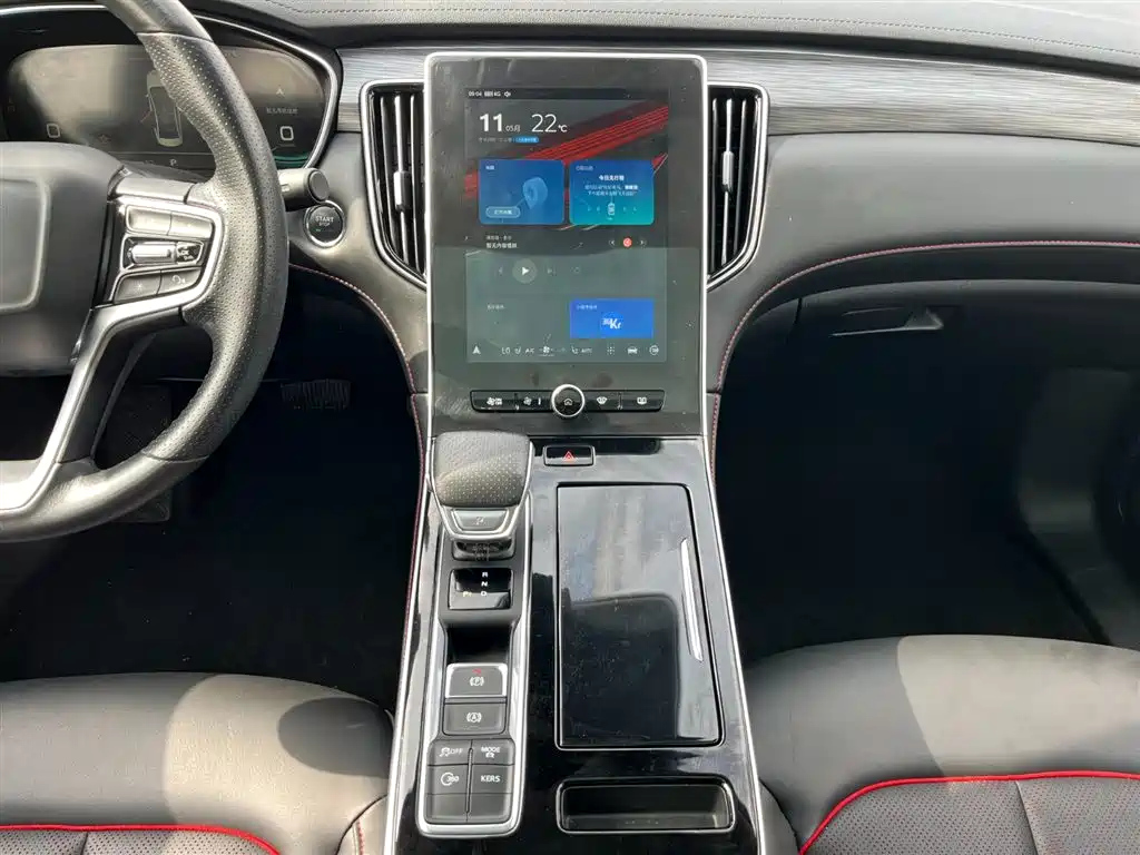RISING AUTO ER6 2022