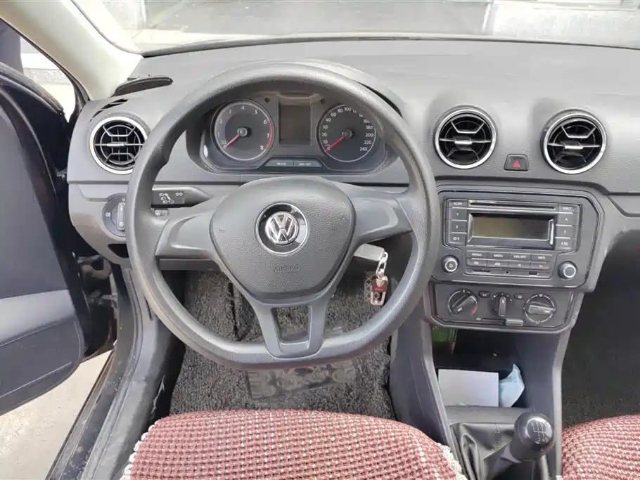VOLKSWAGEN JETTA 2018