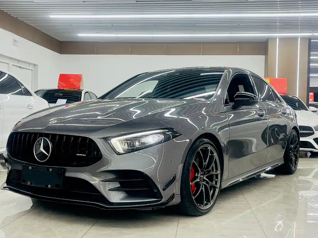MERCEDES BENZ A-CLASS 2019