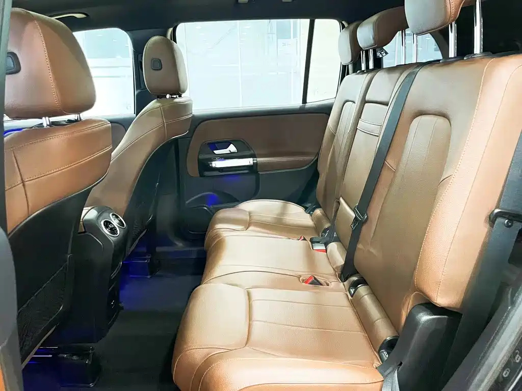 MERCEDES BENZ GLB 2021