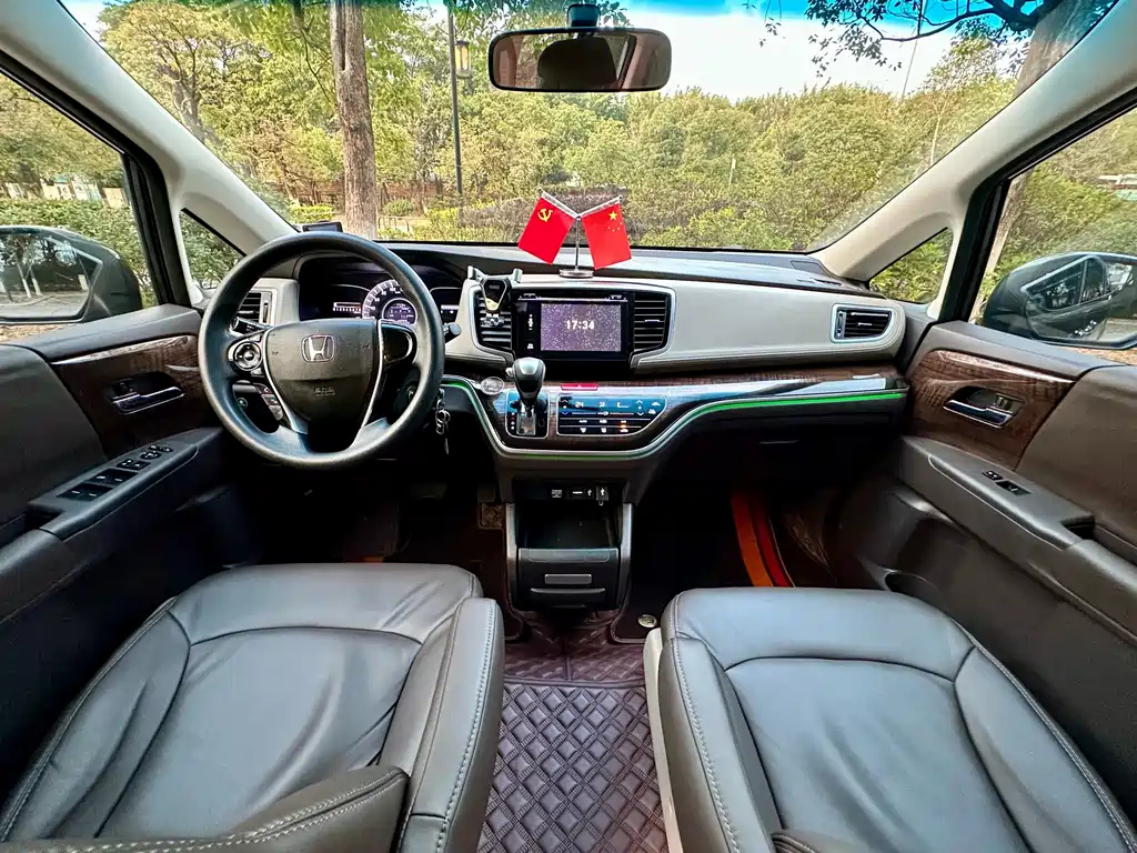 HONDA ODYSSEY 2015