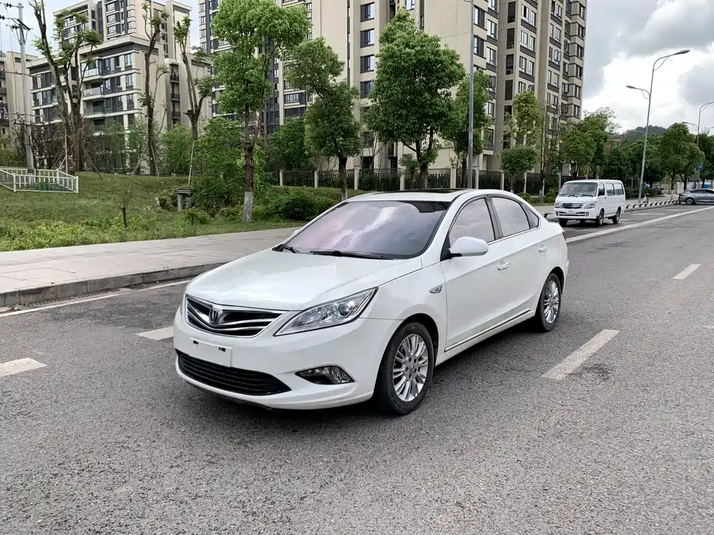 CHANGAN EADO 2012