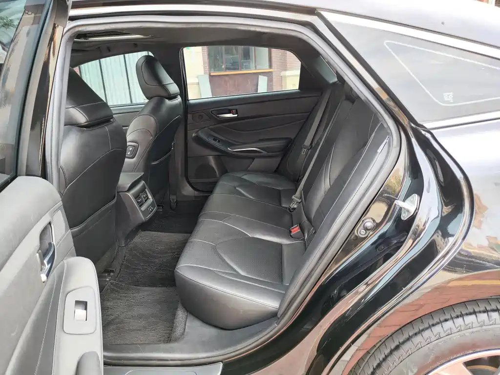 TOYOTA AVALON 2020