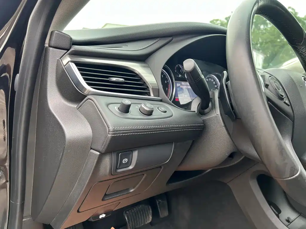 BUICK LACROSSE 2020