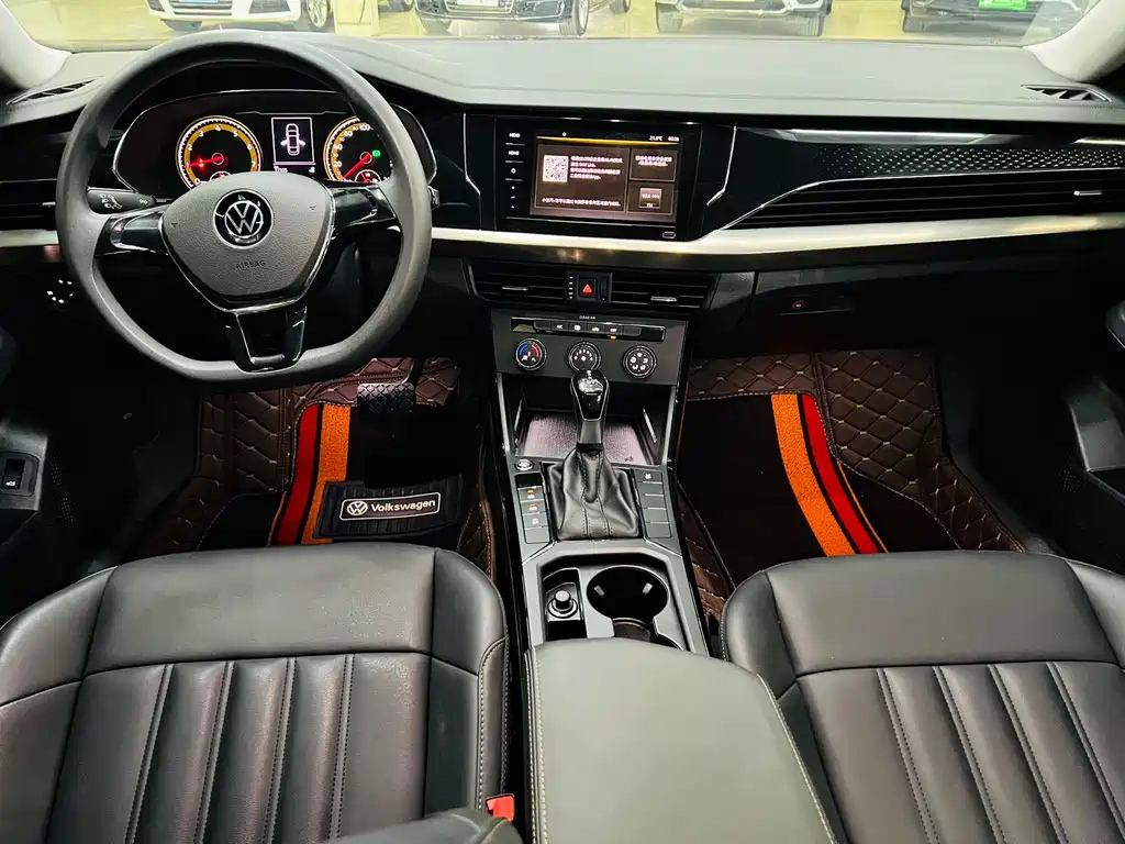 VOLKSWAGEN PASSAT 2020