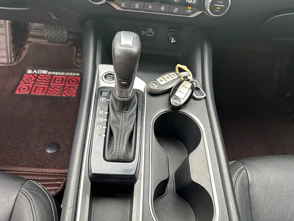 NISSAN TEANA 2019