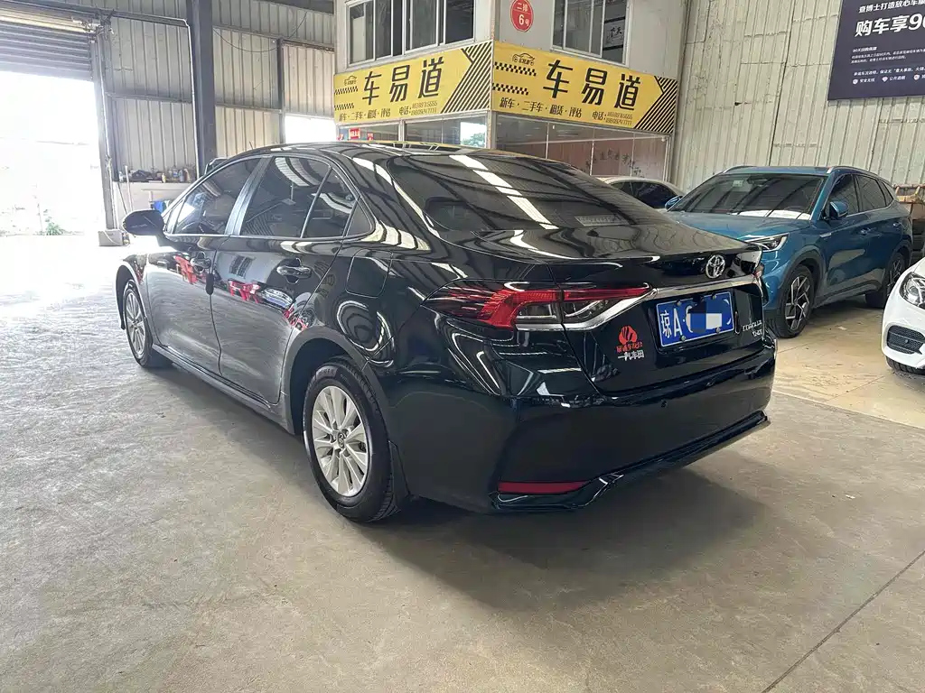TOYOTA COROLLA 2021