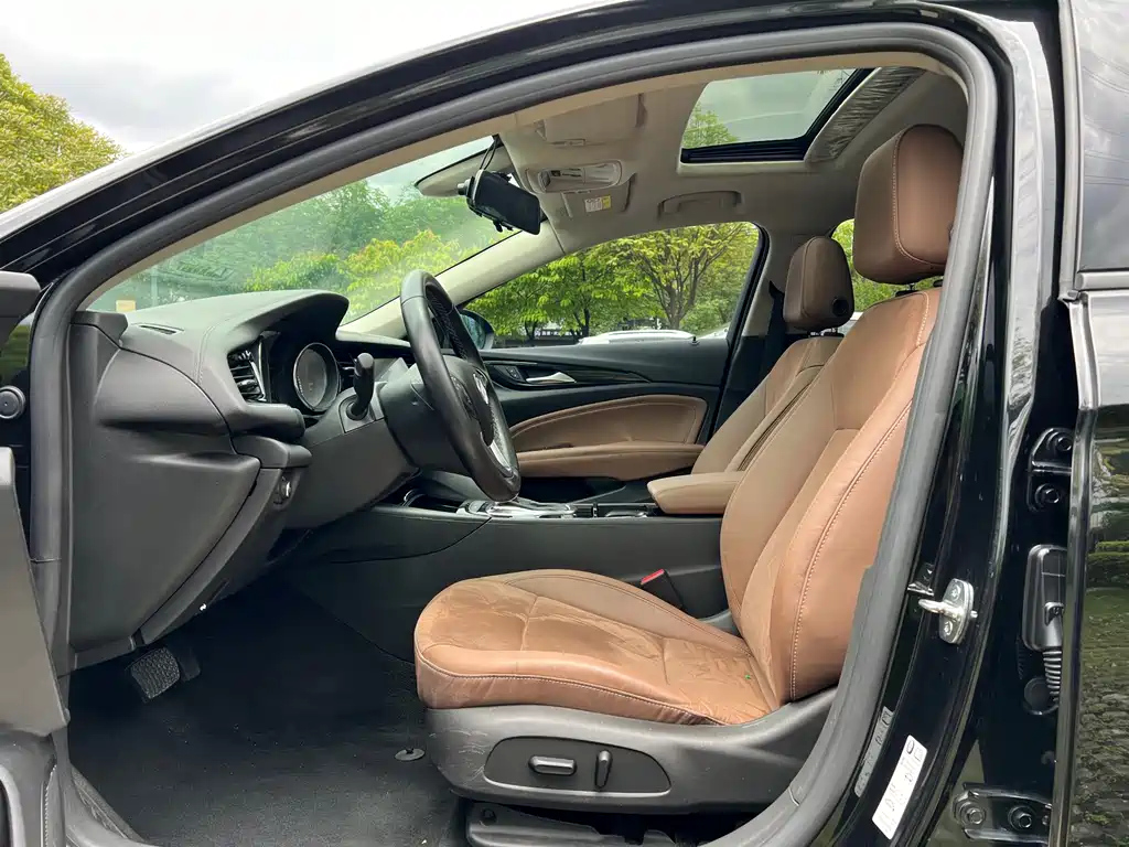 BUICK REGAL 2020