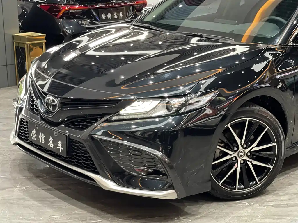 TOYOTA CAMRY 2021