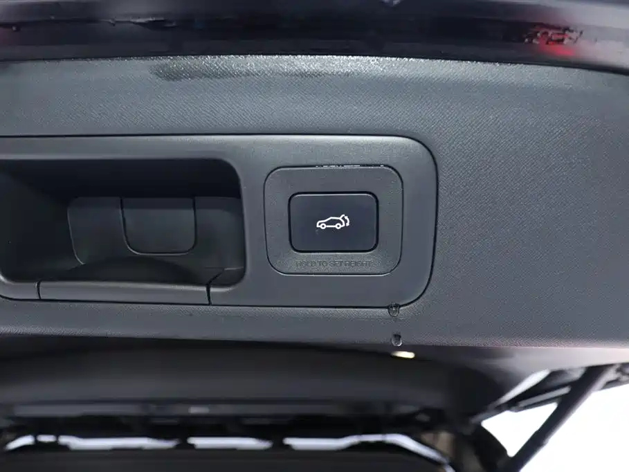 TRUMPCHI M8 2023