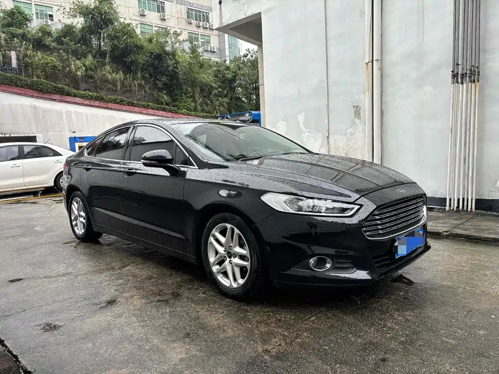 FORD MONDEO 2015