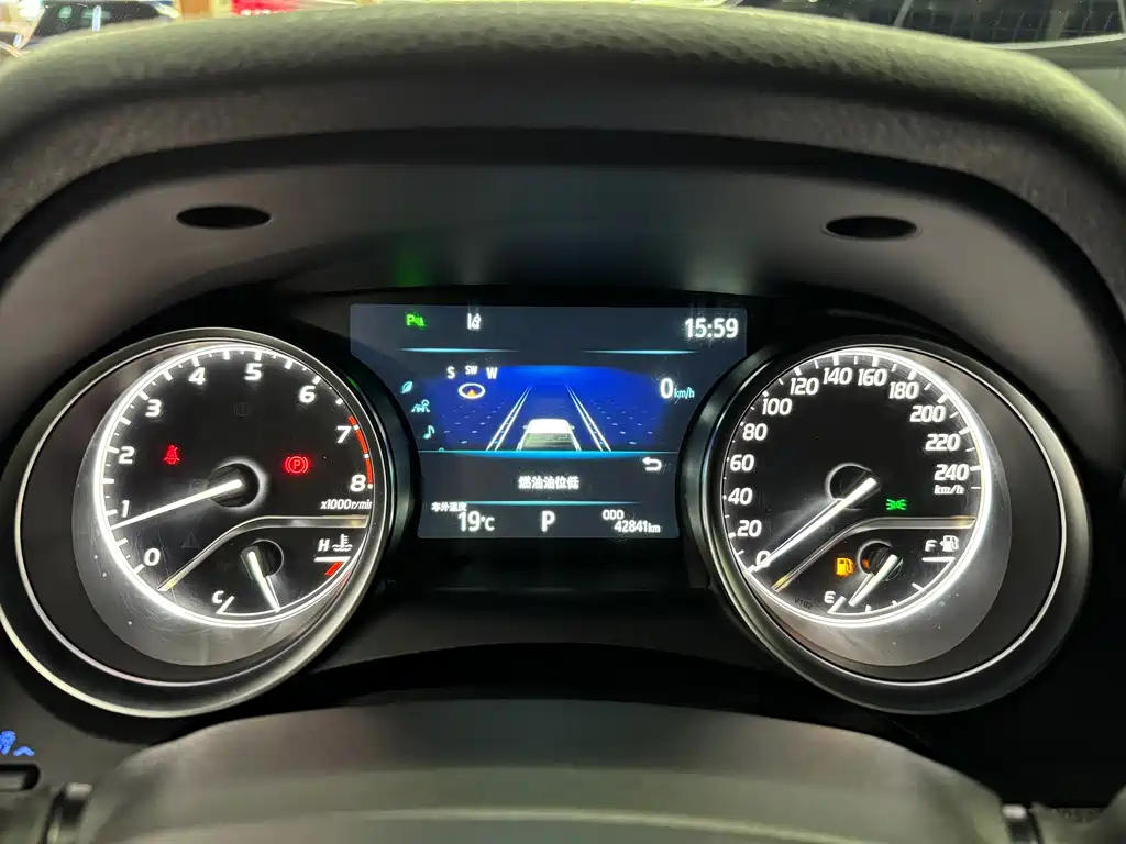 TOYOTA CAMRY 2022