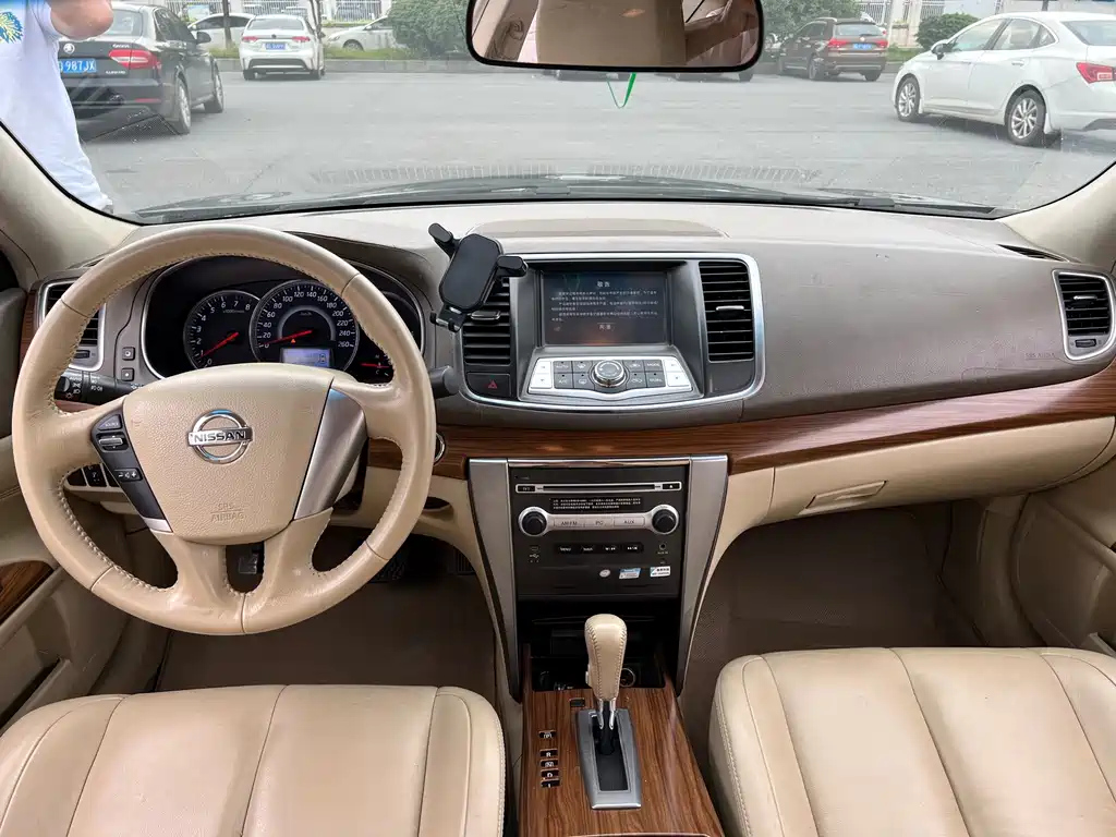 NISSAN TEANA 2012