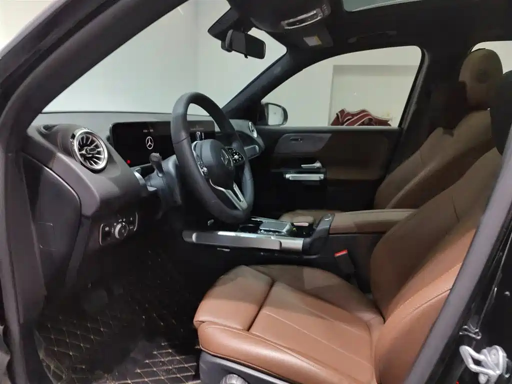 MERCEDES BENZ GLB 2022