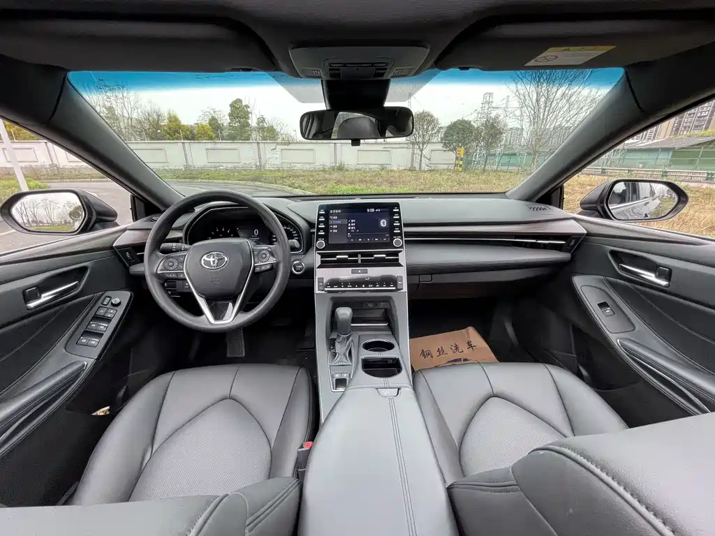TOYOTA AVALON 2021