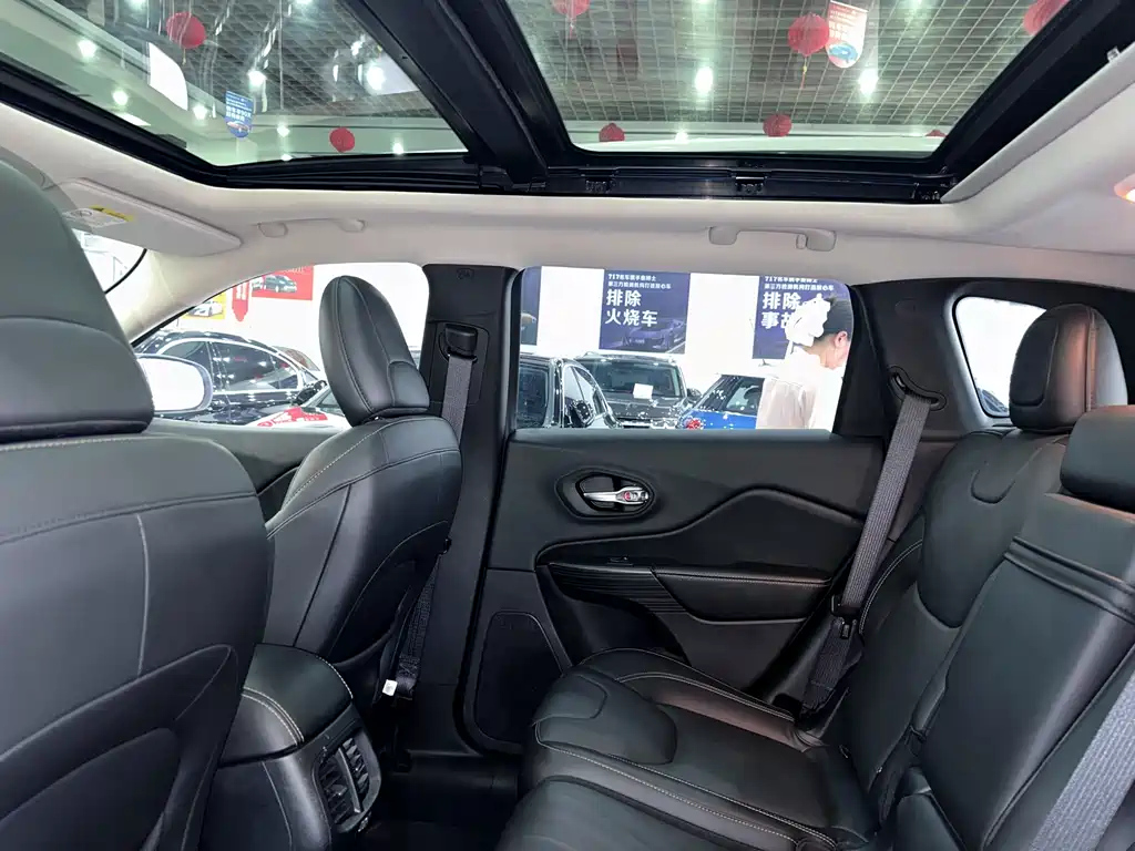 JEEP CHEROKEE 2017