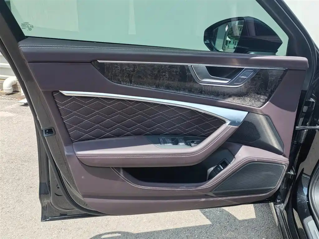 AUDI A6L 2023