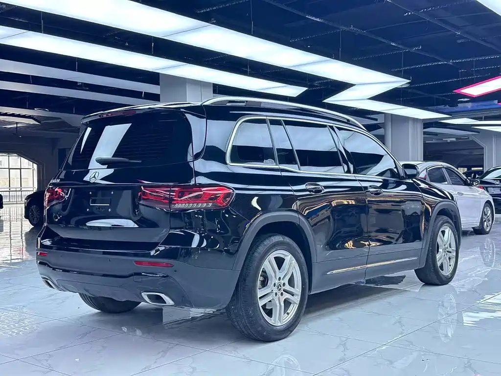 MERCEDES BENZ GLB 2022