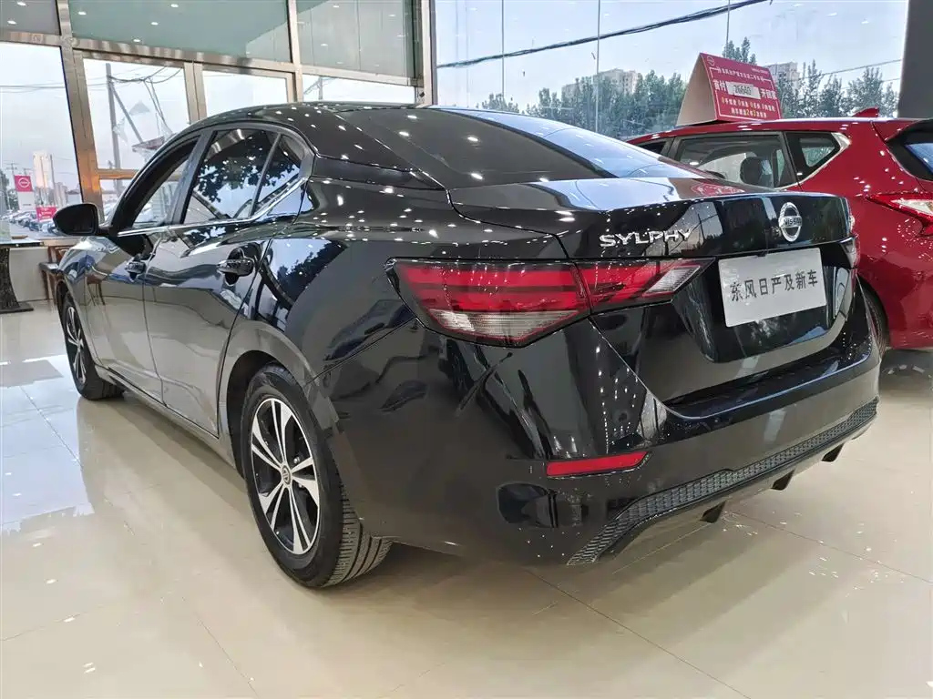 NISSAN SYLPHY 2021