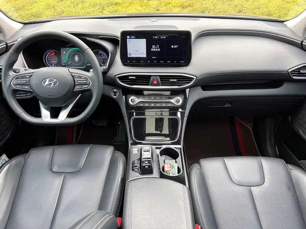 HYUNDAI SANTAFE 2019