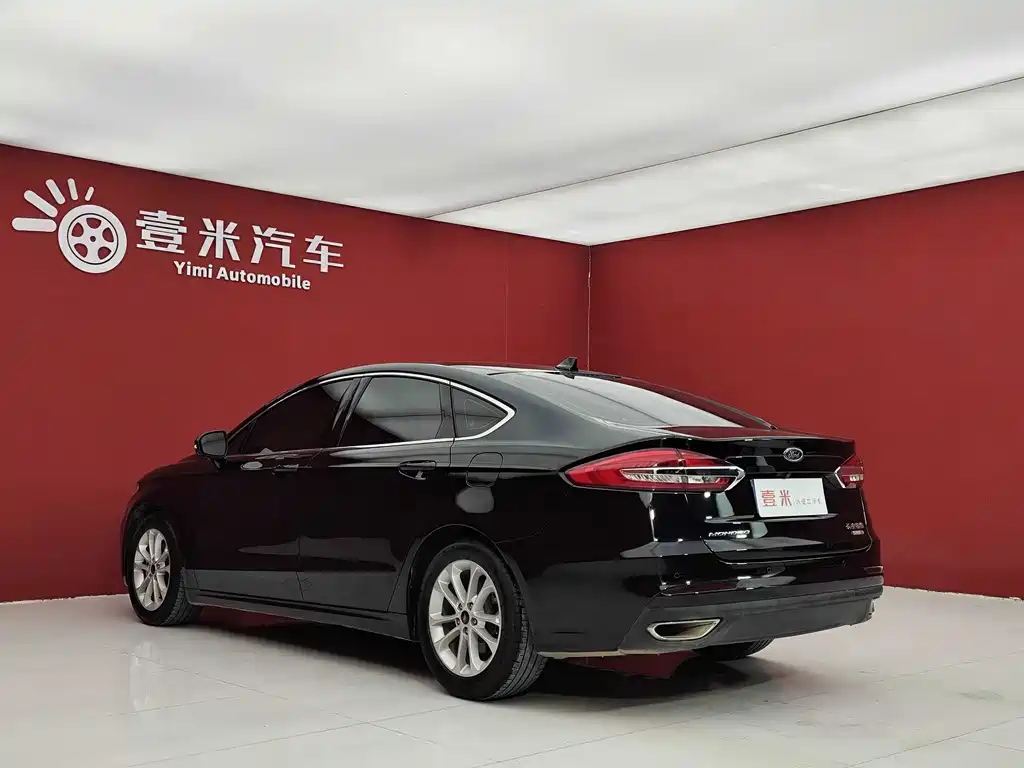 FORD MONDEO 2022