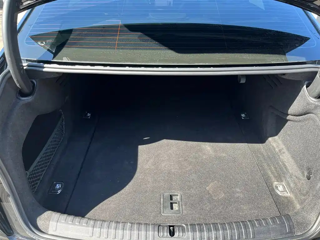 AUDI A6L 2023