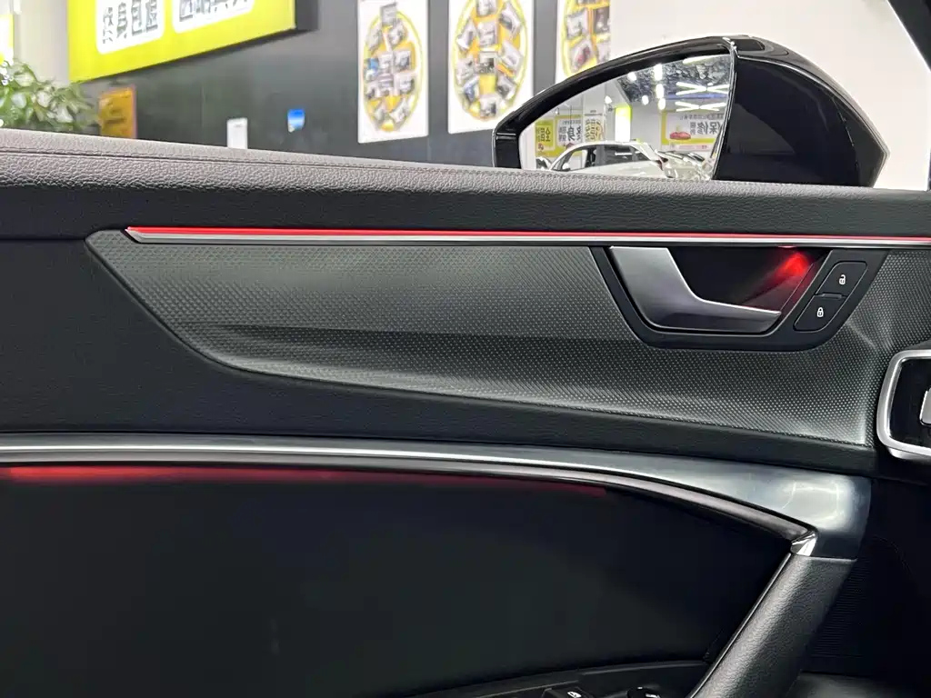 AUDI A6L 2020