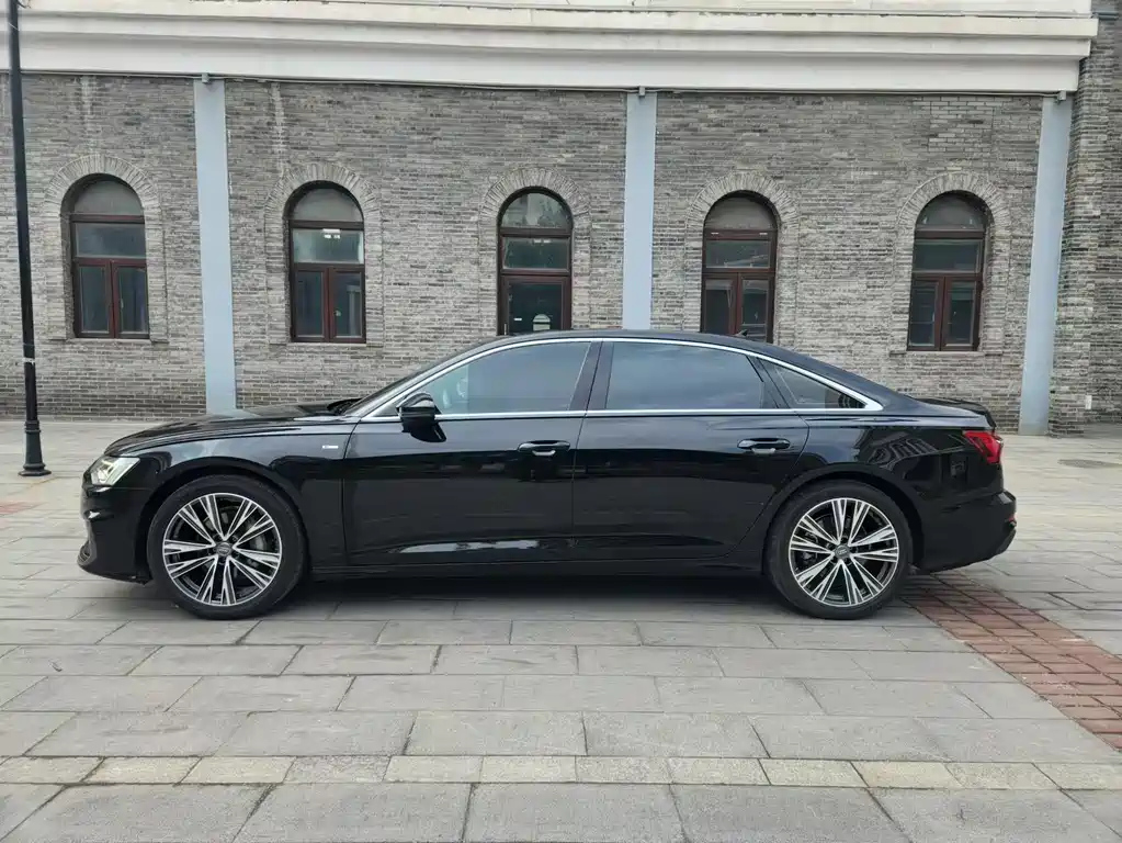 AUDI A6L 2020