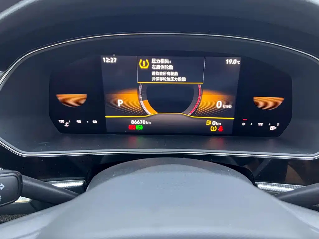 VOLKSWAGEN PASSAT 2022