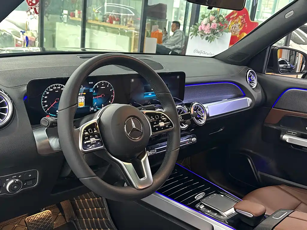 MERCEDES BENZ GLB 2022