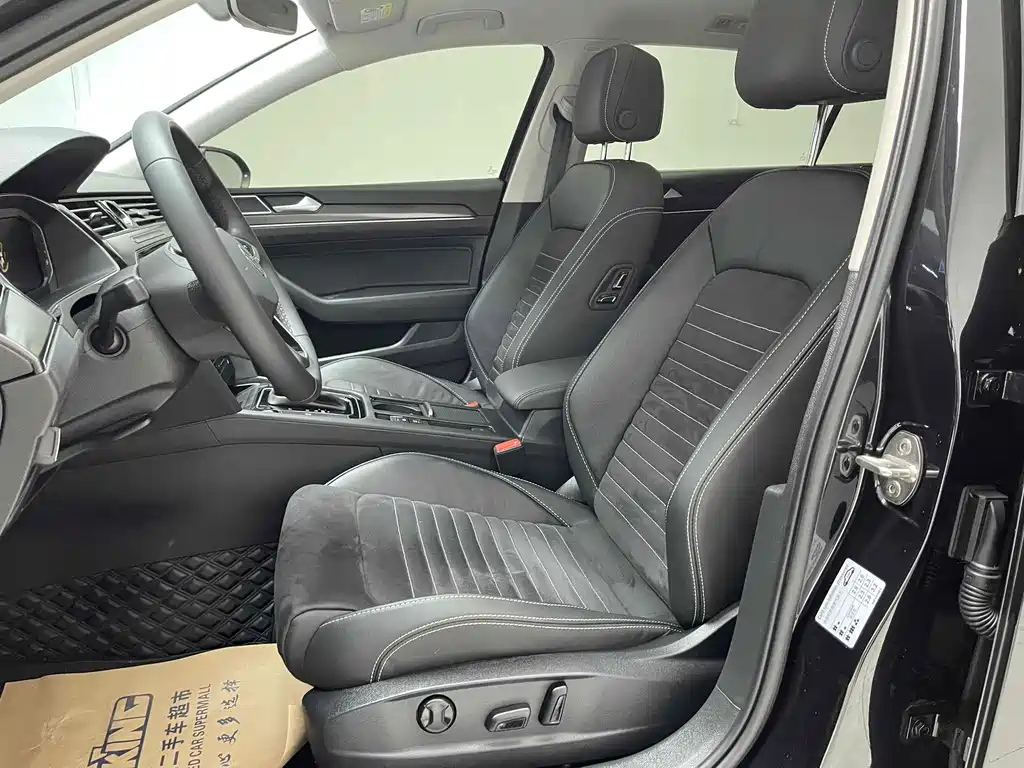 VOLKSWAGEN MAGOTAN 2022
