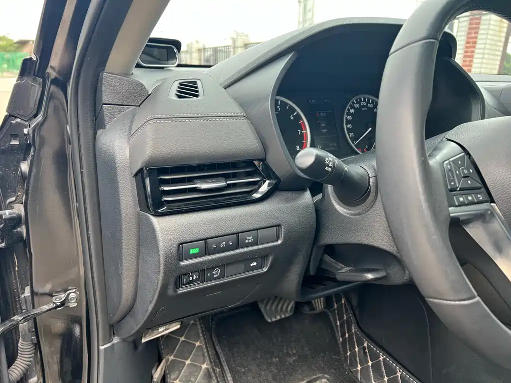 NISSAN SYLPHY 2021