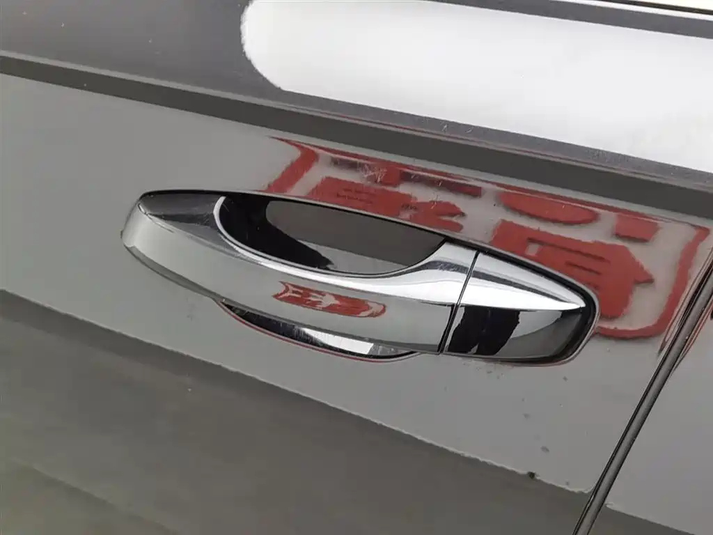 VOLKSWAGEN LAVIDA 2020