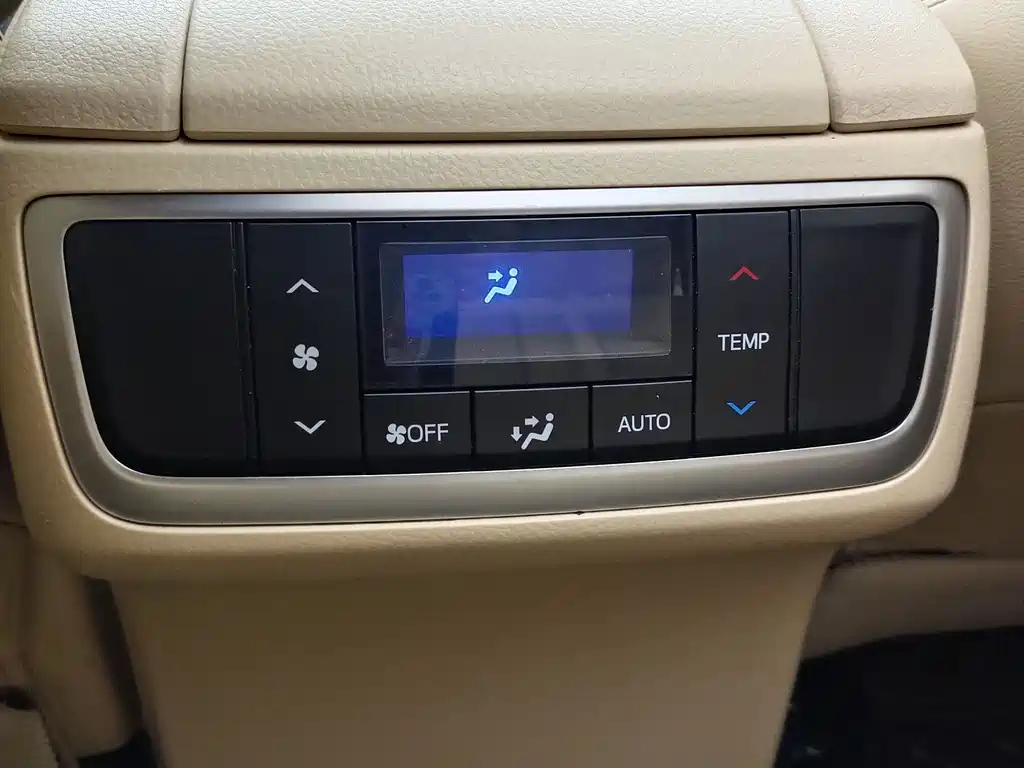 TOYOTA HIGHLANDER 2018