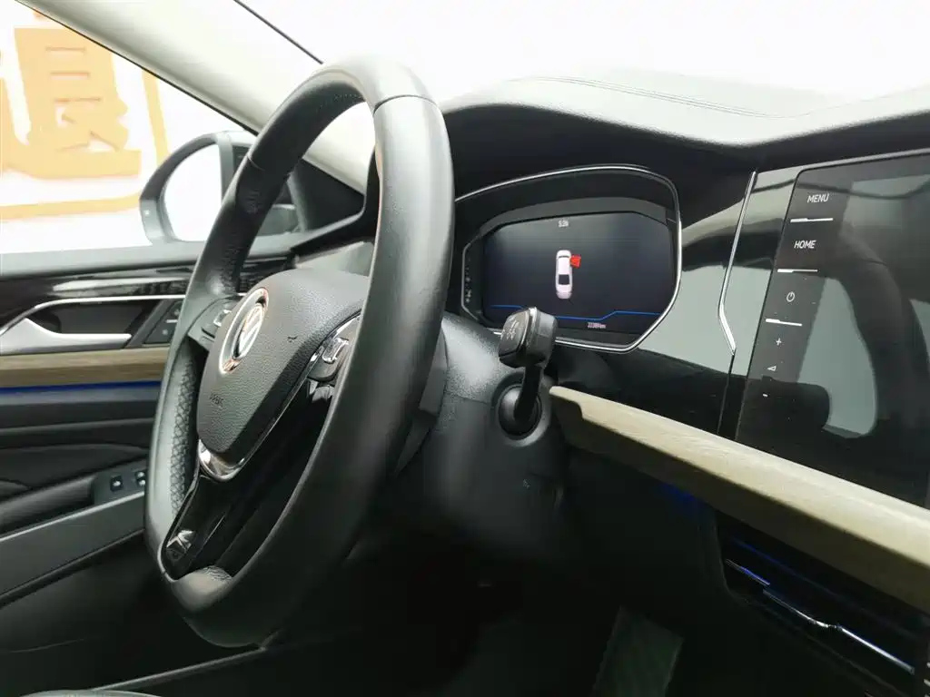 VOLKSWAGEN PASSAT 2021