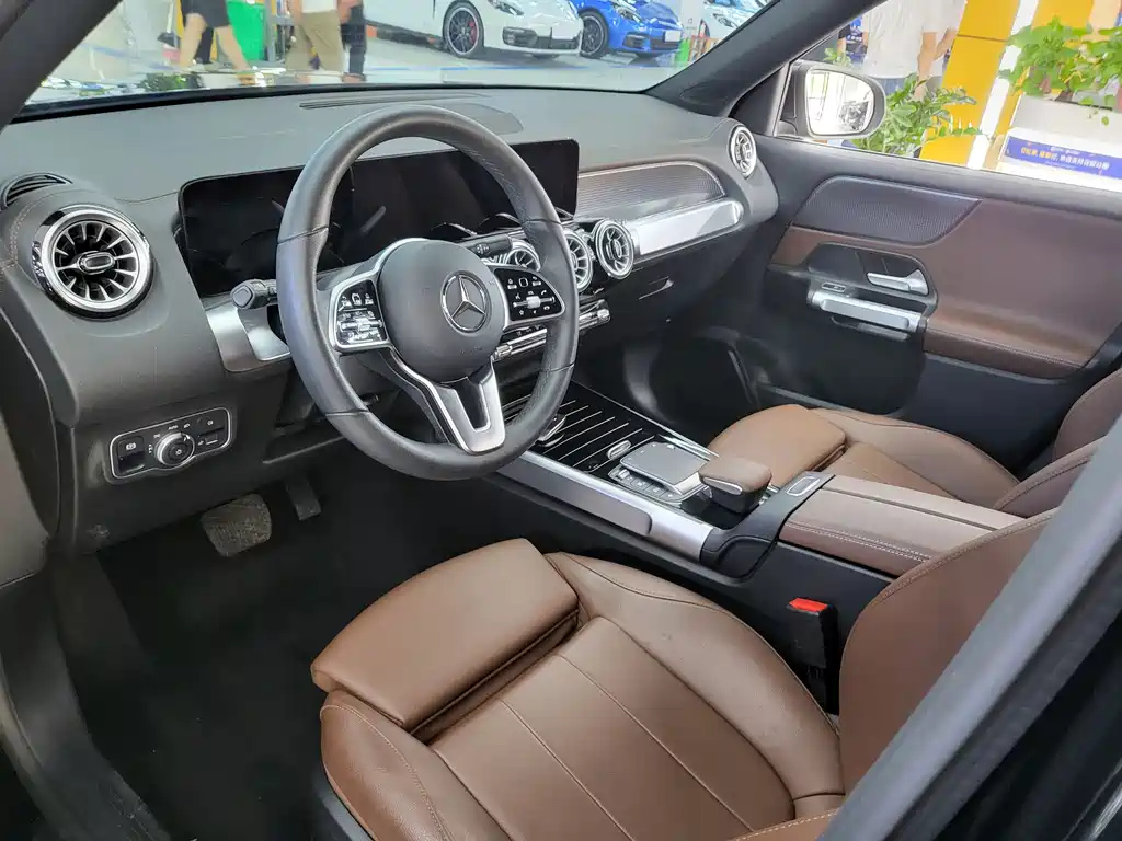 MERCEDES BENZ GLB 2022