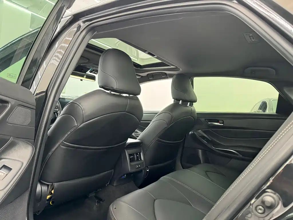 TOYOTA AVALON 2021