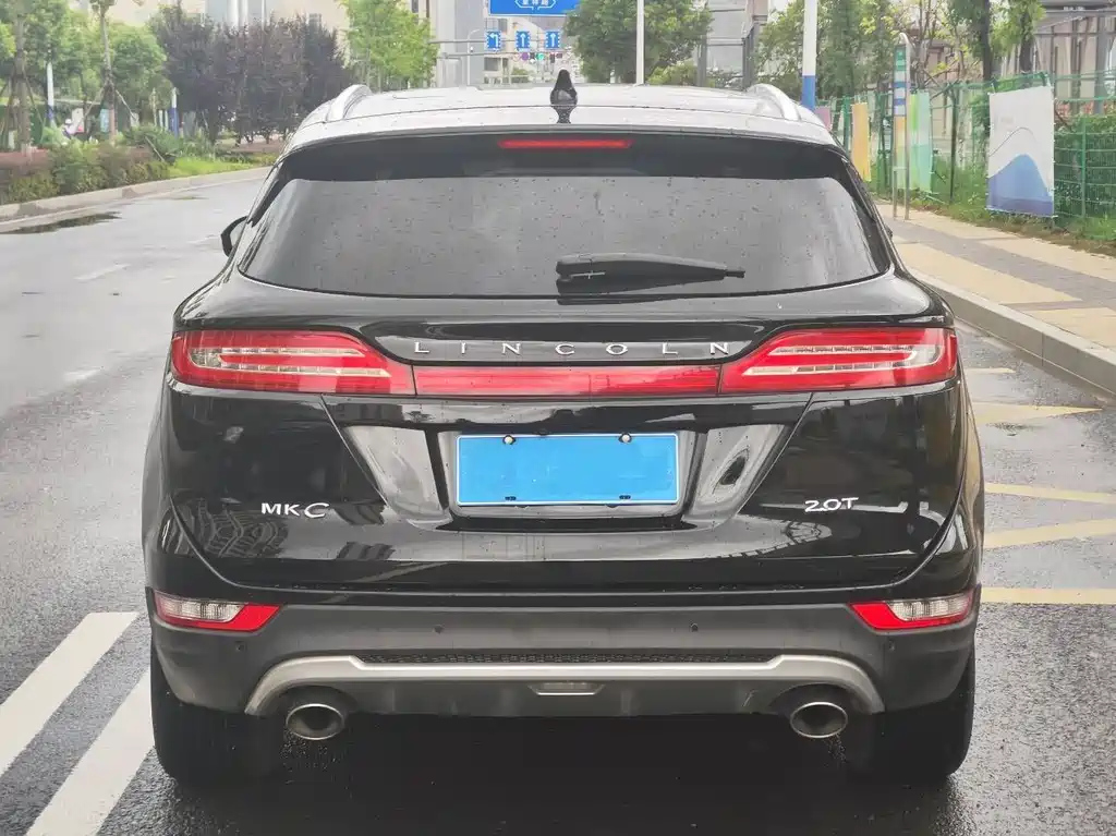 LINCOLN MKC 2018