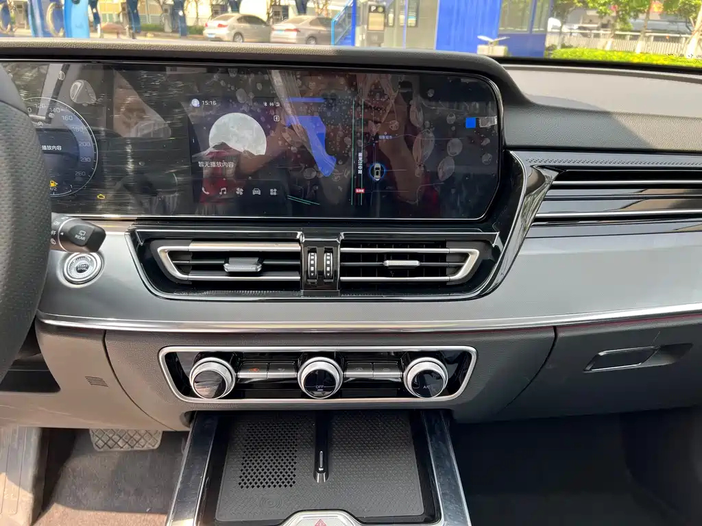 HONGQI HS5 2024