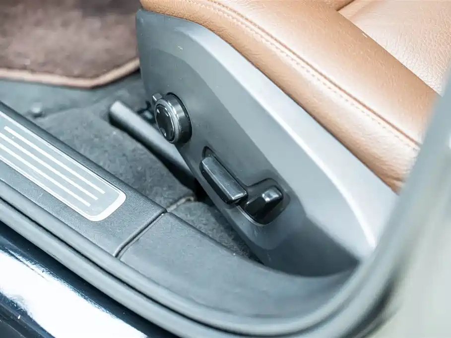 VOLVO S90 2024