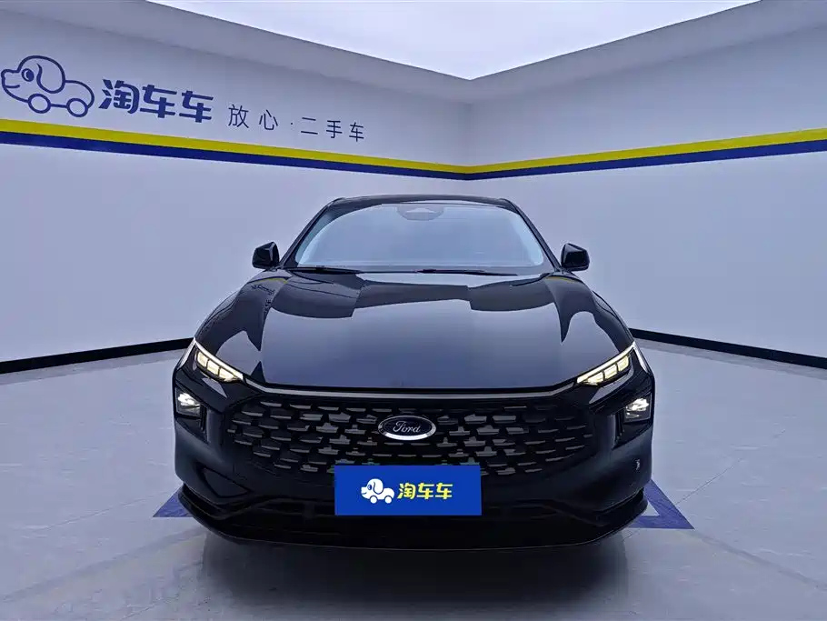 FORD MONDEO 2023