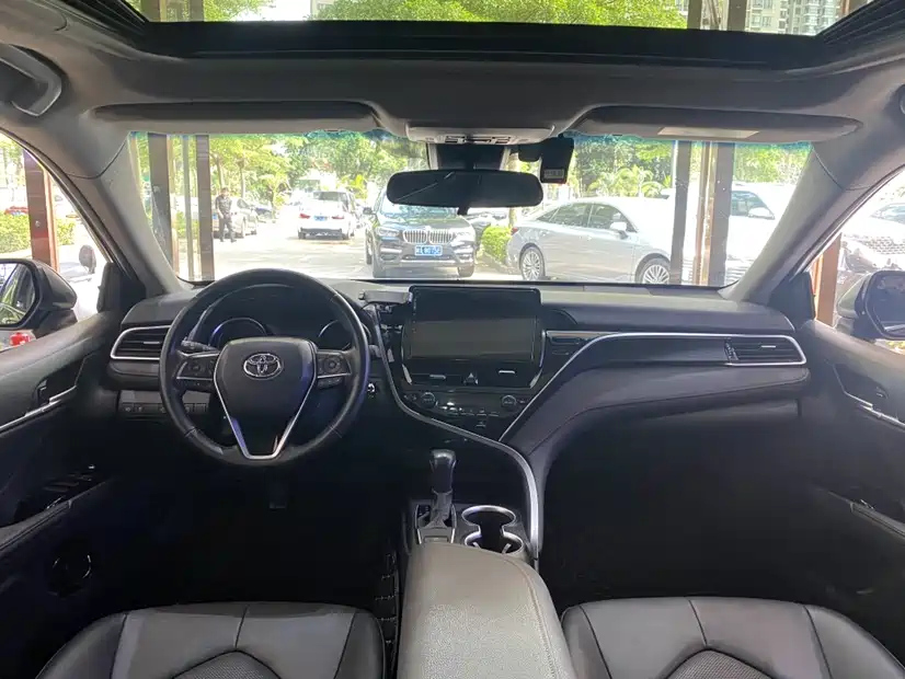 TOYOTA CAMRY 2022