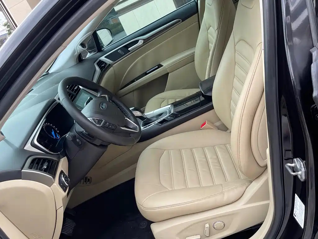 FORD MONDEO 2015