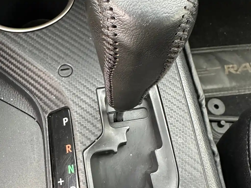 TOYOTA RAV4 RONGFANG 2014