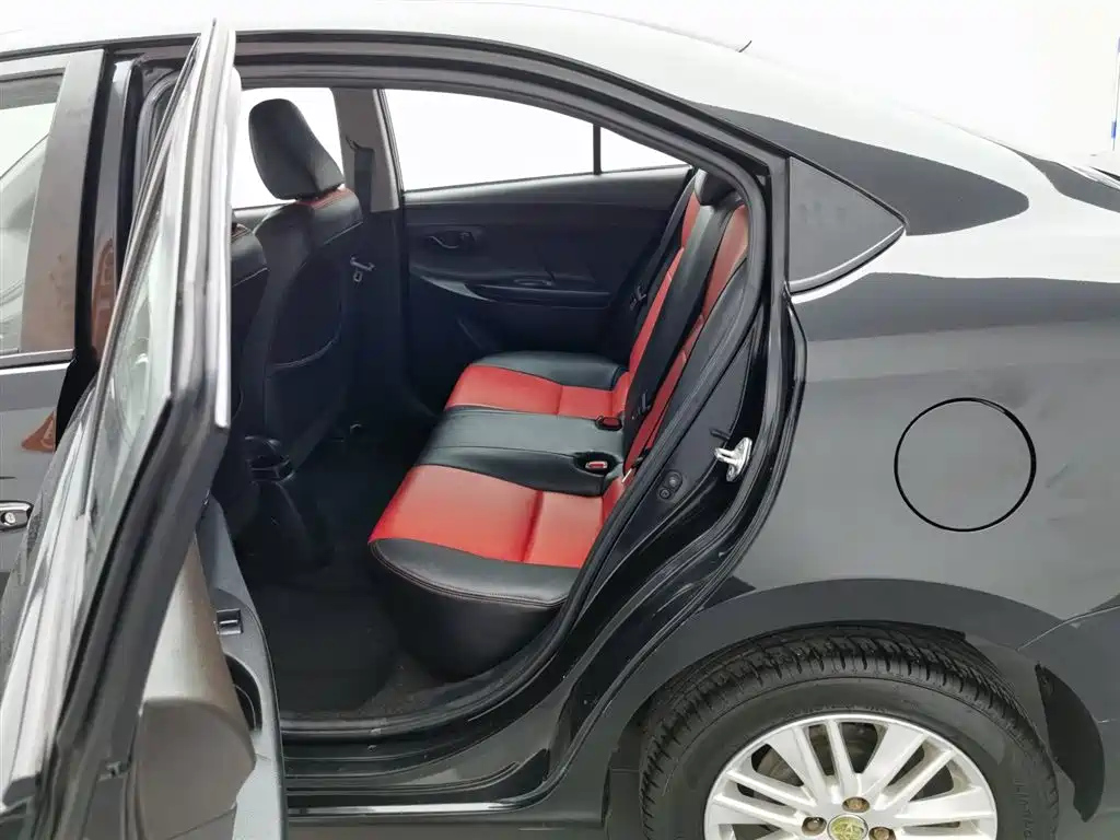 TOYOTA VIOS 2015
