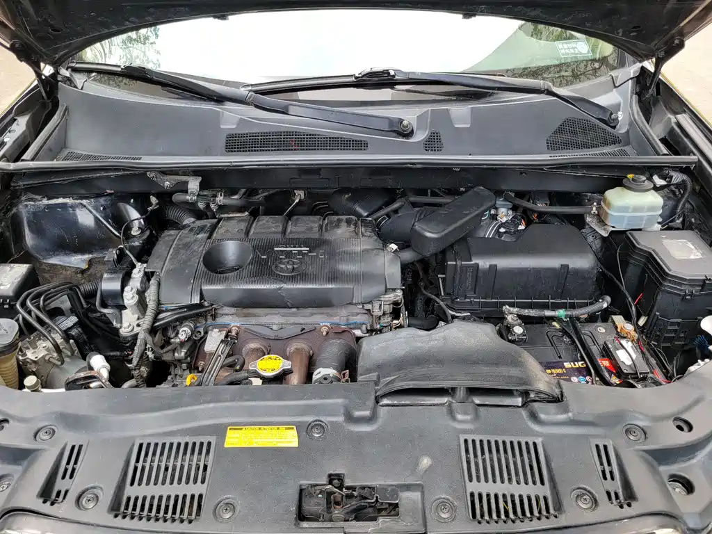 TOYOTA HIGHLANDER 2010