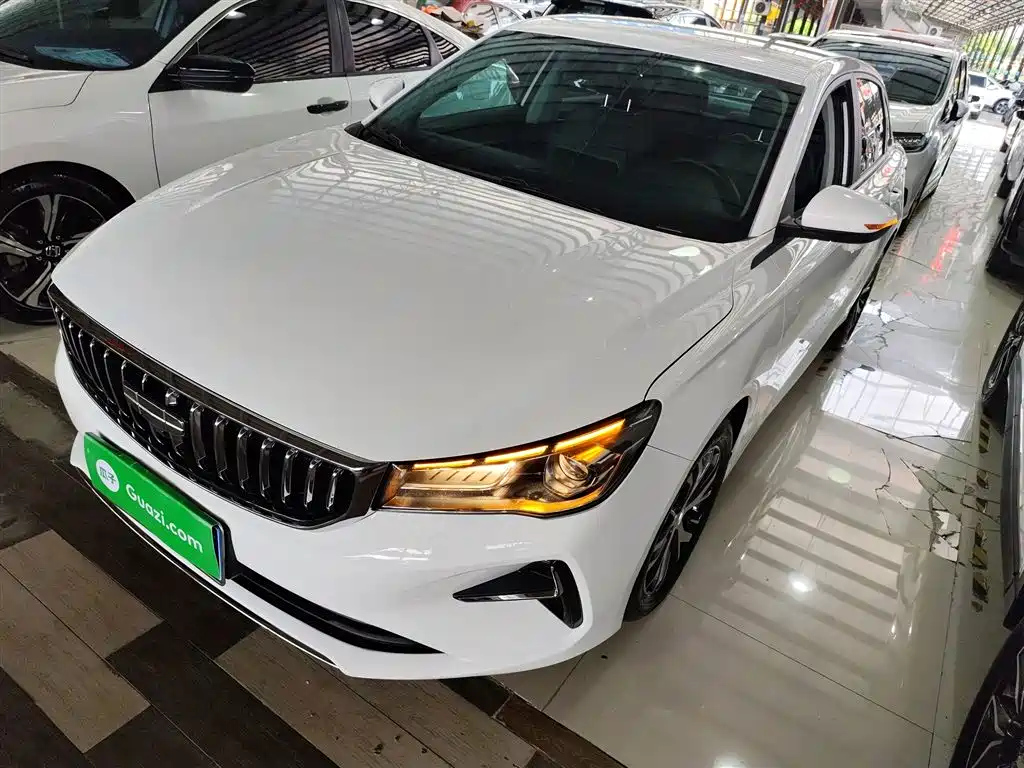 GEELY AUTO EMGRAND 2025