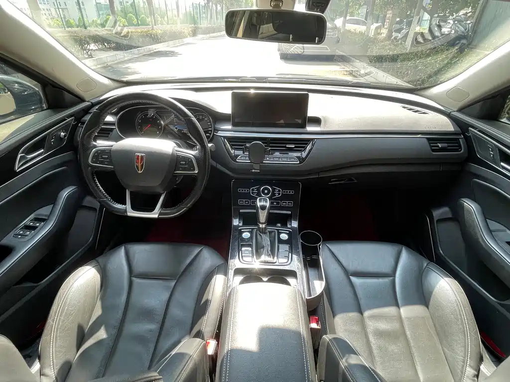 HONGQI H5 2020