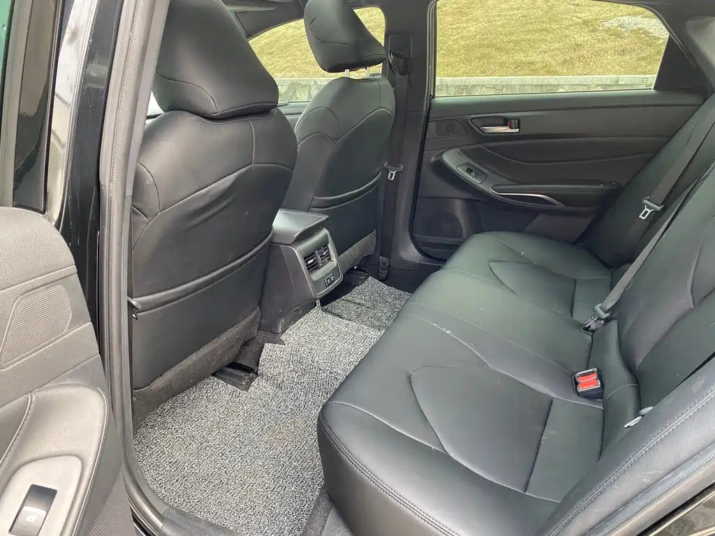 TOYOTA AVALON 2021
