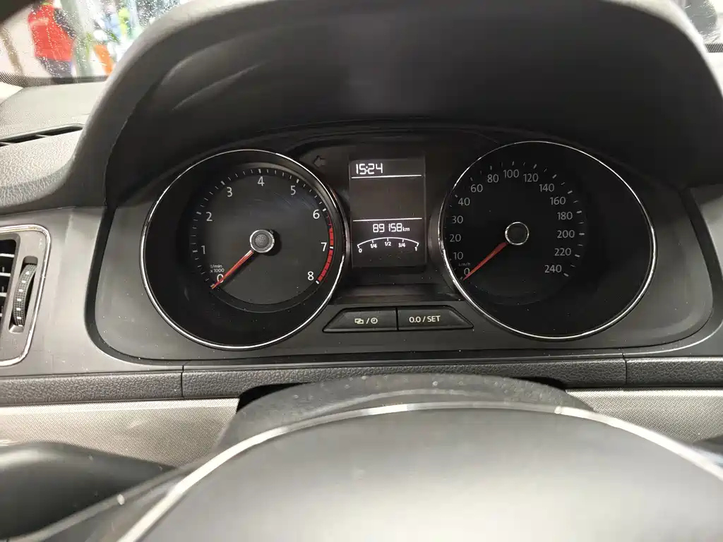VOLKSWAGEN LAVIDA 2018